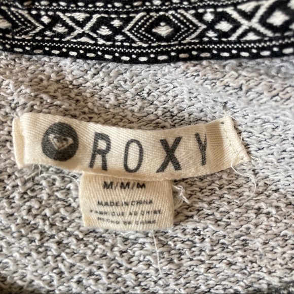 Sale 5 For $25 Roxy Sweat Shirt - Picture 9 of 10